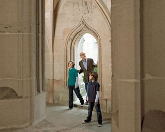 Visitors to Bebenhausen Monastery