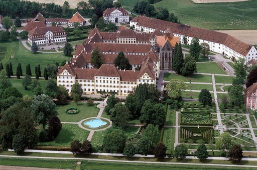 Luftaufnahme von Kloster und Schloss Salem